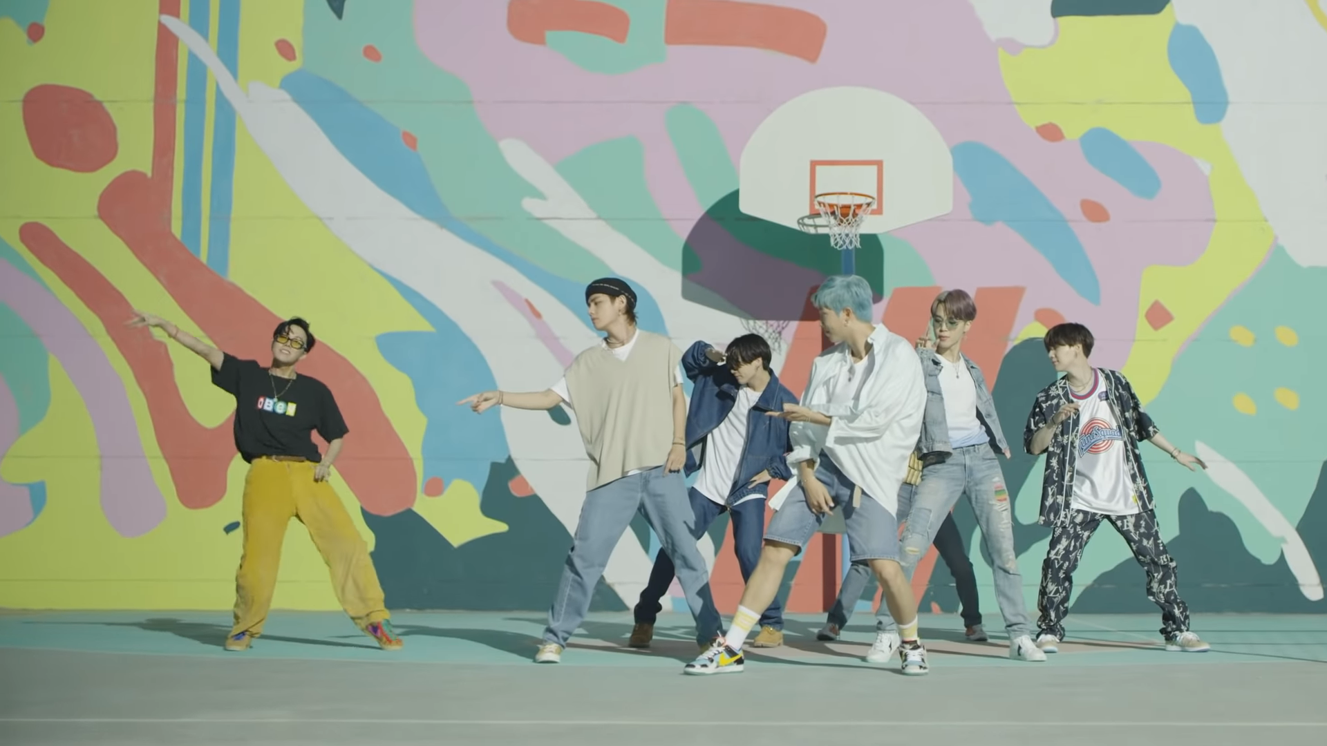 BTS Dynamite versi Koreografi